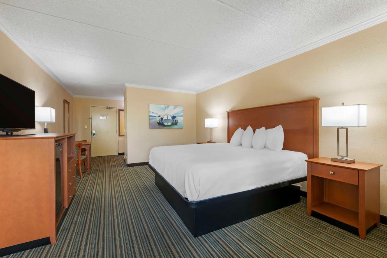 Best Western International Speedway Hotel Дейтона Бийч Екстериор снимка