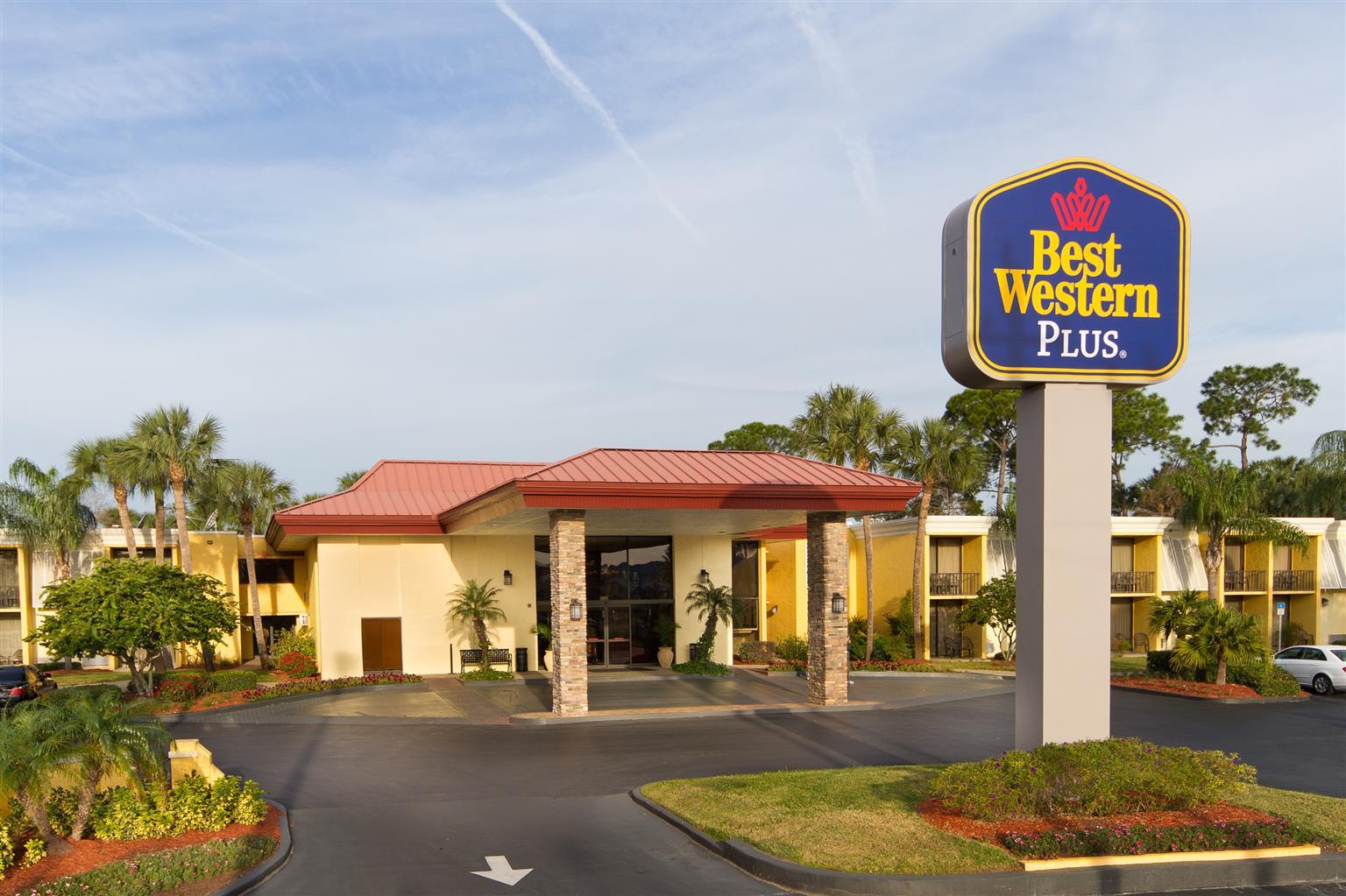 Best Western International Speedway Hotel Дейтона Бийч Екстериор снимка