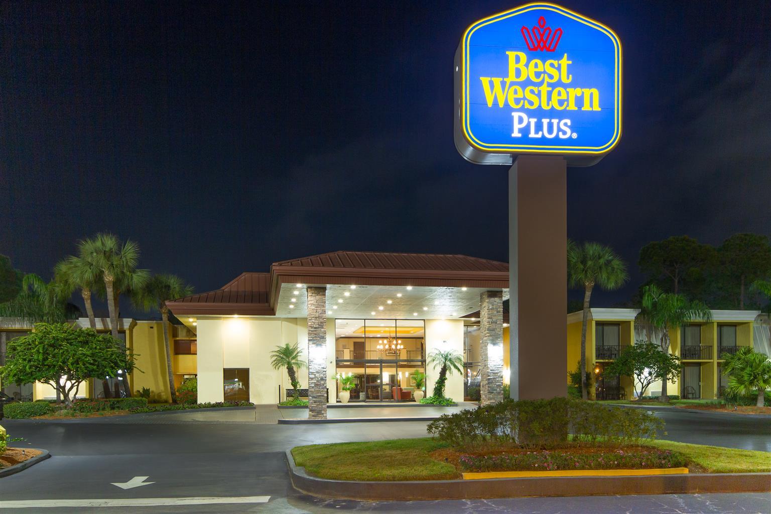 Best Western International Speedway Hotel Дейтона Бийч Екстериор снимка